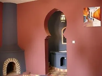 Otel Villa Amaryllis Suvayr